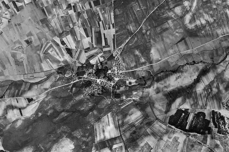 Ortofoto de 1956-1957 del núcleo de Fuente el Olmo de Fuentidueña