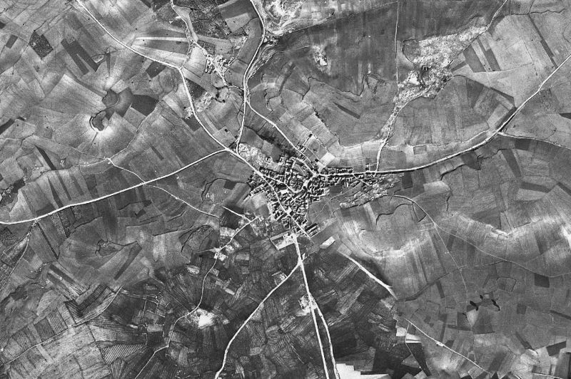 Ortofoto de 1956-1957 del núcleo de Fuentesaúco de Fuentidueña