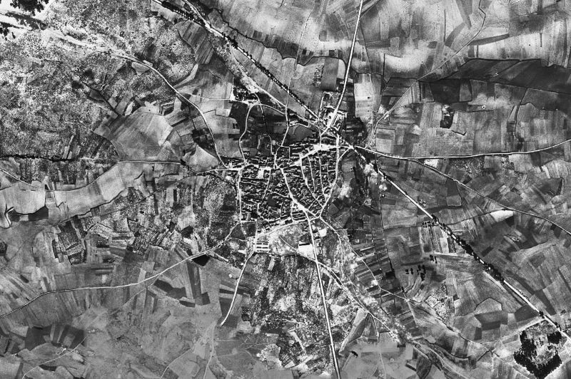 Ortofoto de 1956-1957 del núcleo de Hontalbilla