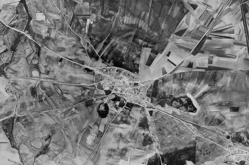 Ortofoto de 1956-1957 del núcleo de Montejo de Arévalo