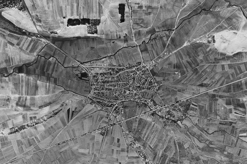 Ortofoto de 1956-1957 del núcleo de Navalmanzano