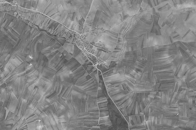 Ortofoto de 1956-1957 del núcleo de Navares de Ayuso