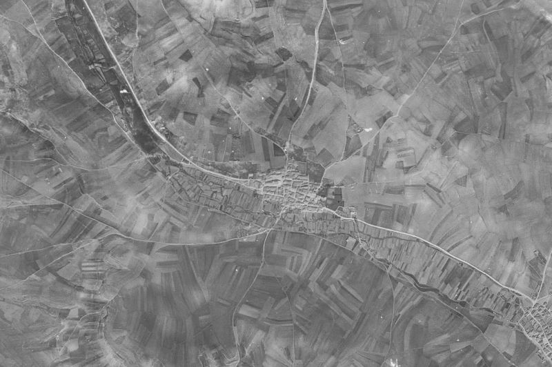 Ortofoto de 1956-1957 del núcleo de Navares de Enmedio