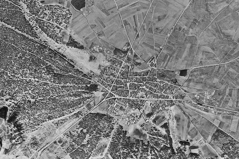 Ortofoto de 1956-1957 del núcleo de Navas de Oro