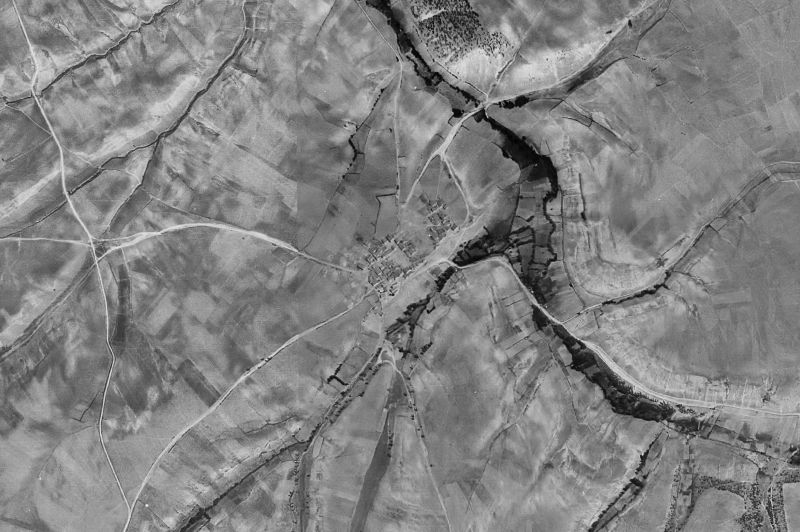 Ortofoto de 1956-1957 del núcleo de Santa Marta del Cerro