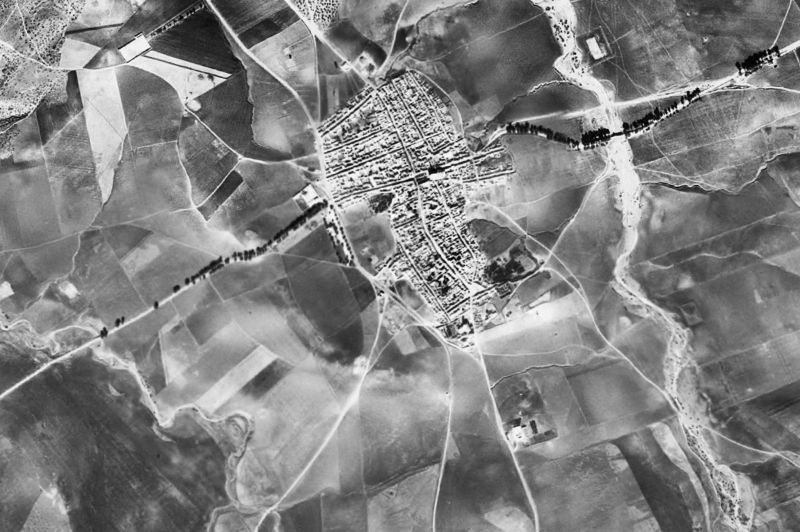 Ortofoto de 1956-1957 del núcleo de La Campana