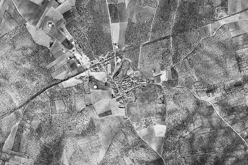 Ortofoto de 1956-1957 del núcleo de Castilleja del Campo