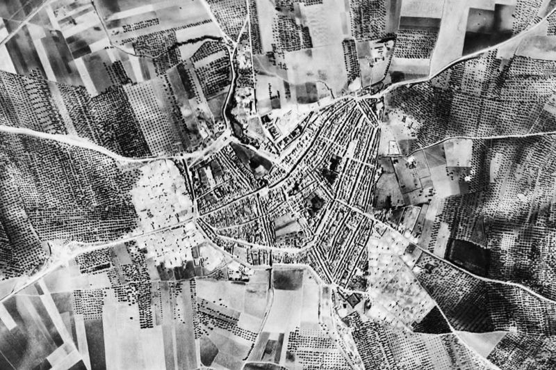 Ortofoto de 1956-1957 del núcleo de Paradas