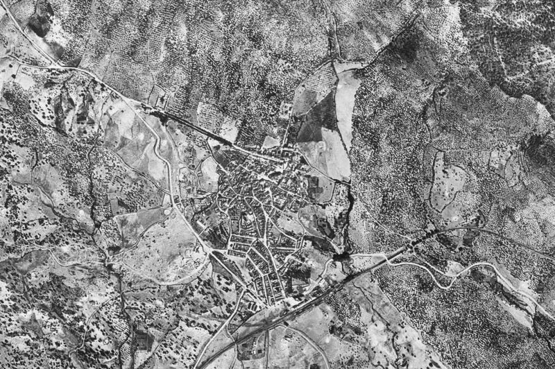 Ortofoto de 1956-1957 del núcleo de El Pedroso