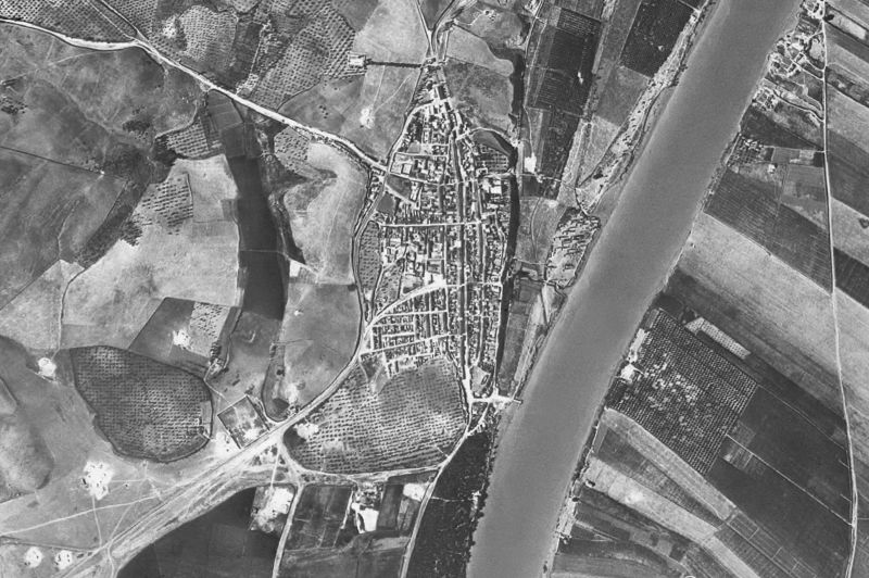Ortofoto de 1956-1957 del núcleo de La Puebla del Río