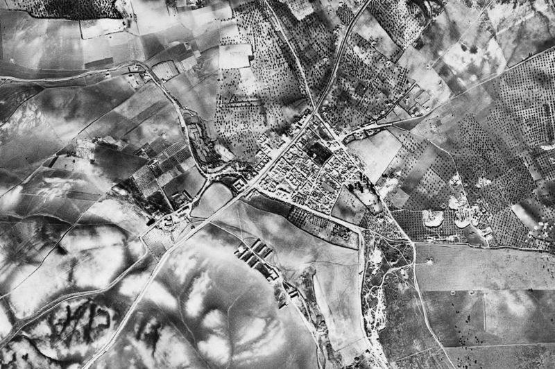 Ortofoto de 1956-1957 del núcleo de El Cuervo de Sevilla