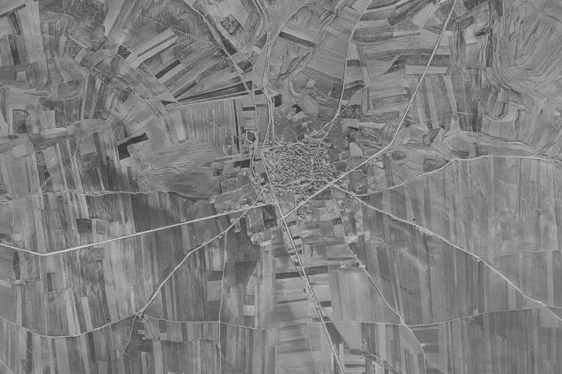 Ortofoto de 1956-1957 del núcleo de Castilruiz
