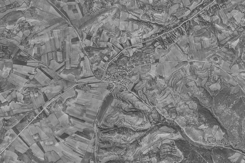 Ortofoto de 1956-1957 del núcleo de Maján