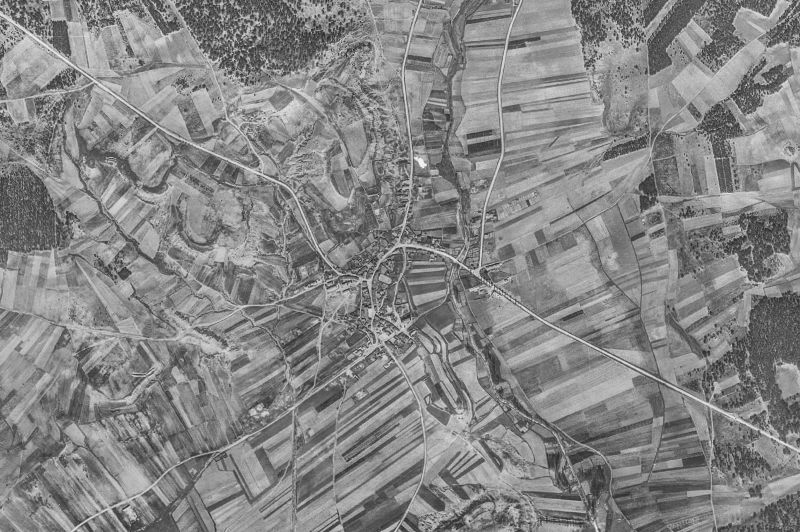 Ortofoto de 1956-1957 del núcleo de Matamala de Almazán