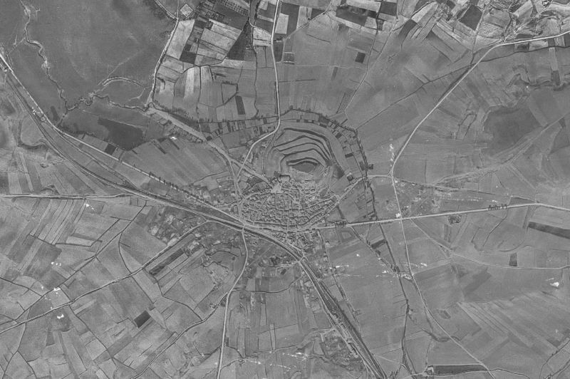 Ortofoto de 1956-1957 del núcleo de Morón de Almazán