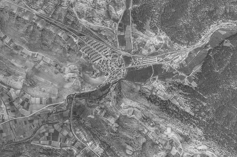 Ortofoto de 1956-1957 del núcleo de San Leonardo de Yagüe