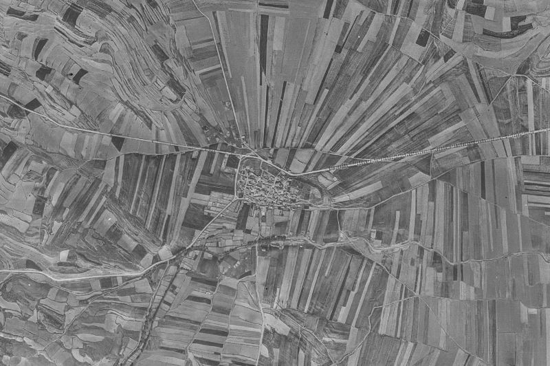 Ortofoto de 1956-1957 del núcleo de Trévago