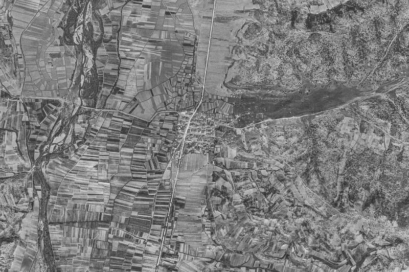 Ortofoto de 1956-1957 del núcleo de Valdemaluque