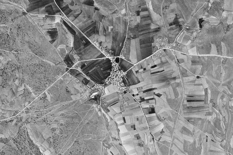 Ortofoto de 1956-1957 del núcleo de Pozondón
