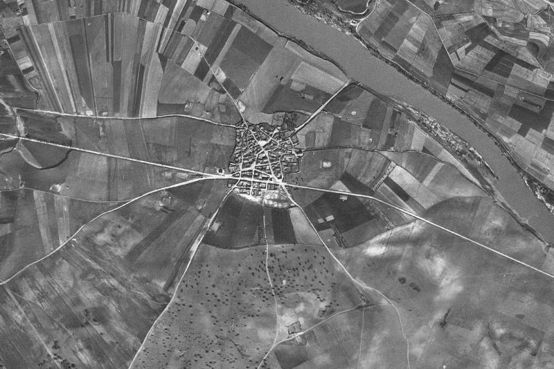 Ortofoto de 1956-1957 del núcleo de Azután