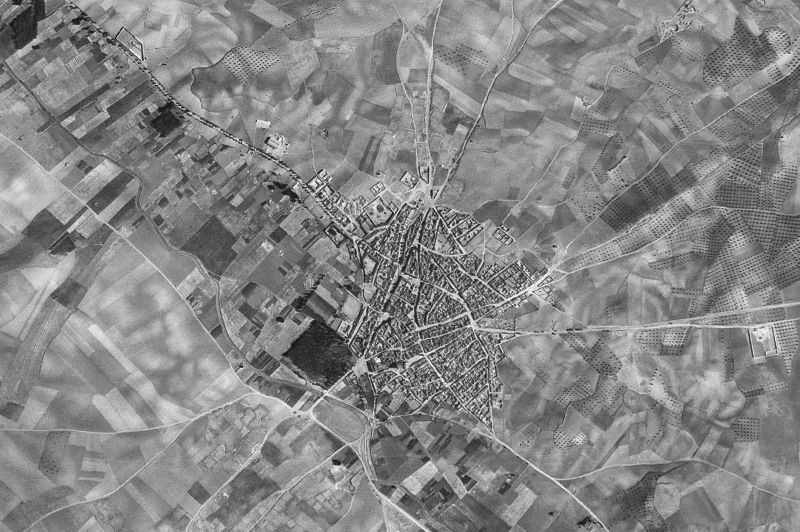 Ortofoto de 1956-1957 del núcleo de Camuñas