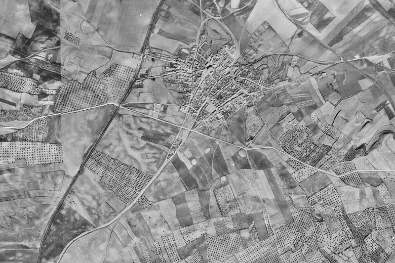 Ortofoto de 1956-1957 del núcleo de Olías del Rey