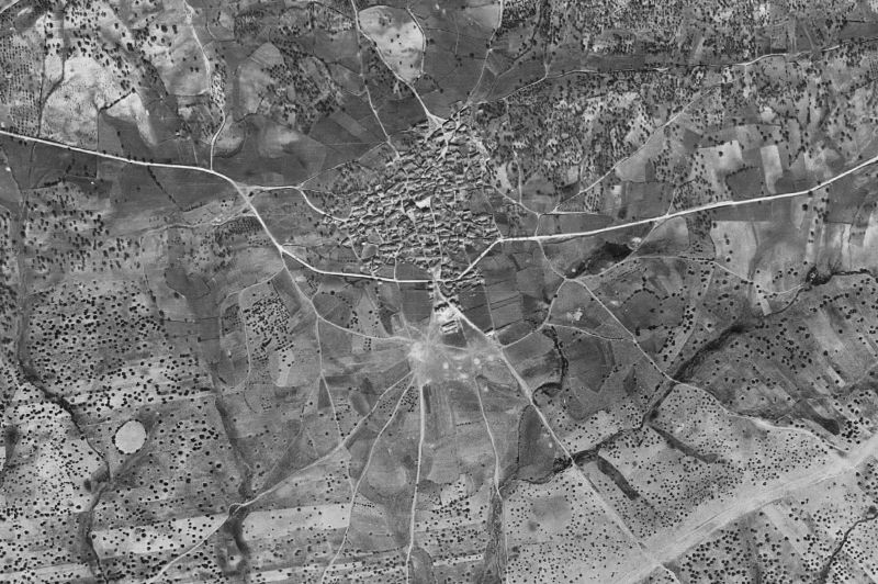 Ortofoto de 1956-1957 del núcleo de Parrillas