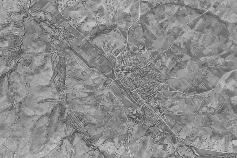 Ortofoto de 1956-1957 del núcleo de La Torre de Esteban Hambrán