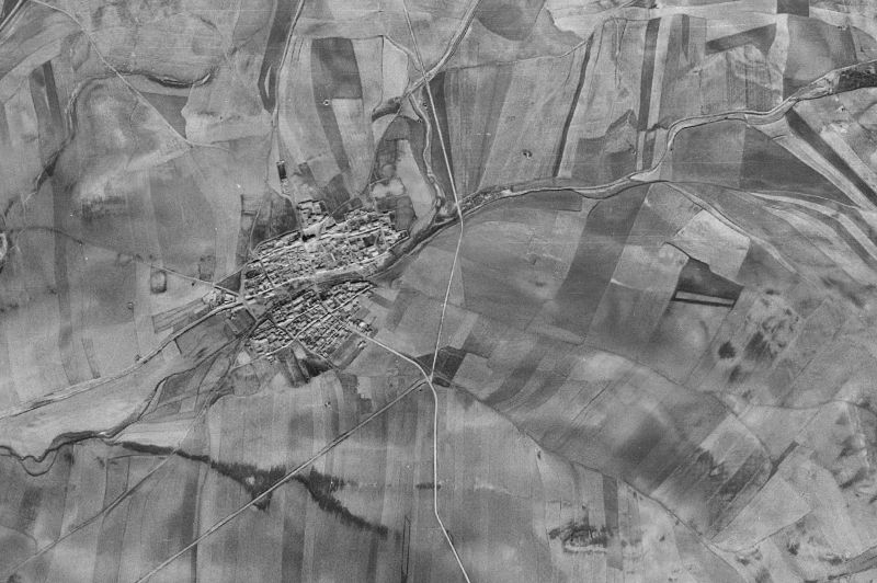 Ortofoto de 1956-1957 del núcleo de Yunclillos