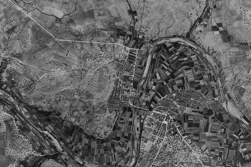 Ortofoto de 1956-1957 del núcleo de Montroi/Montroy