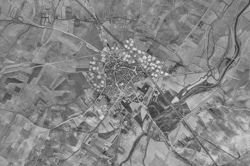 Ortofoto de 1956-1957 del núcleo de Becilla de Valderaduey