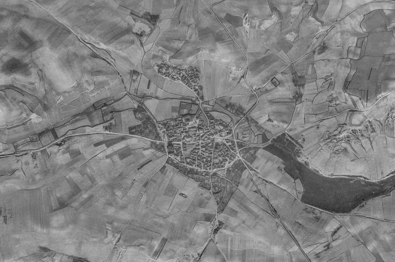 Ortofoto de 1956-1957 del núcleo de Fuensaldaña