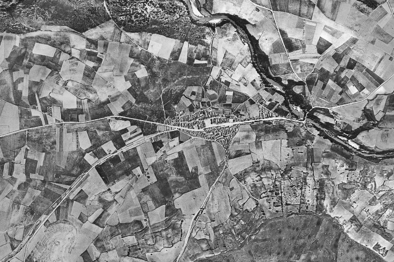 Ortofoto de 1956-1957 del núcleo de Megeces
