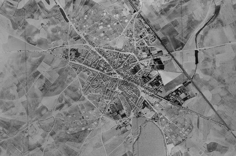 Ortofoto de 1956-1957 del núcleo de Nava del Rey