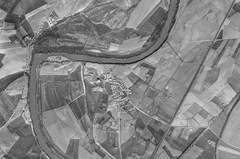 Ortofoto de 1956-1957 del núcleo de Santovenia de Pisuerga