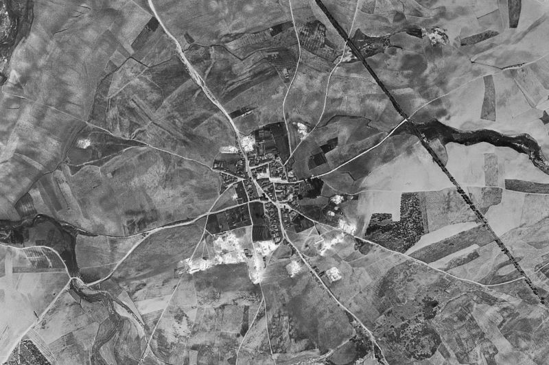 Ortofoto de 1956-1957 del núcleo de San Vicente del Palacio