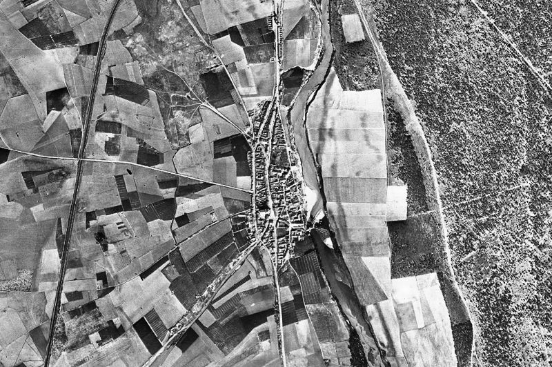 Ortofoto de 1956-1957 del núcleo de Valdestillas