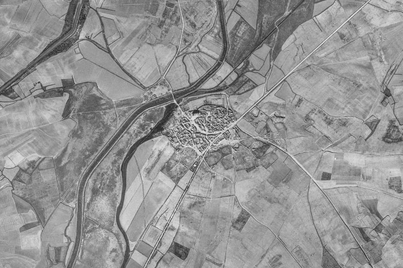 Ortofoto de 1956-1957 del núcleo de Villanueva de San Mancio
