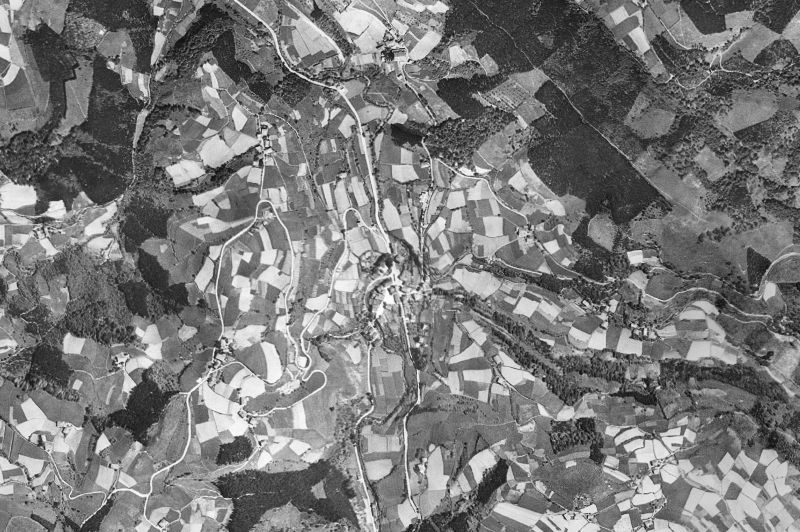 Ortofoto de 1956-1957 del núcleo de Zeanuri