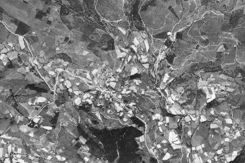 Ortofoto de 1956-1957 del núcleo de Garai