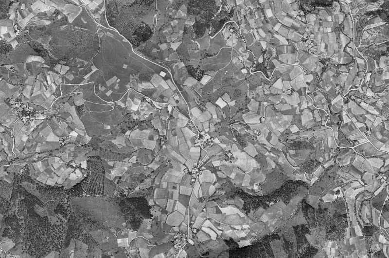 Ortofoto de 1956-1957 del núcleo de Mendata