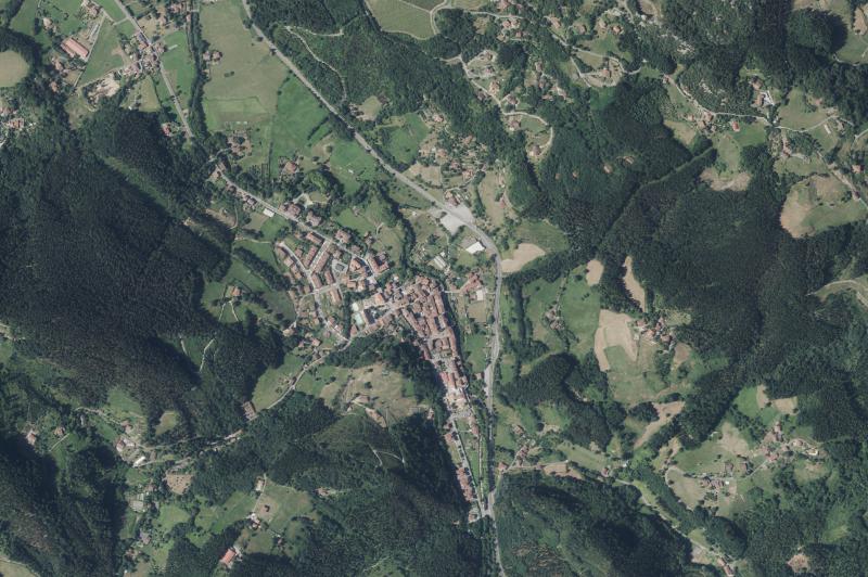 Ortofoto actual del núcleo de Areatza