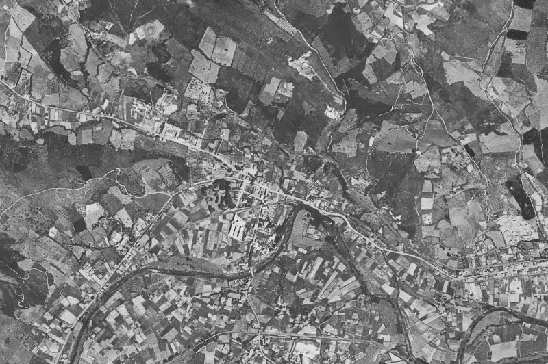 Ortofoto de 1956-1957 del núcleo de Zalla