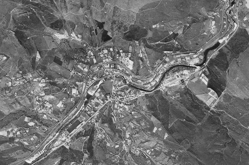 Ortofoto de 1956-1957 del núcleo de Alonsotegi