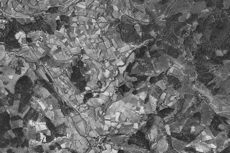 Ortofoto de 1956-1957 del núcleo de Arratzu
