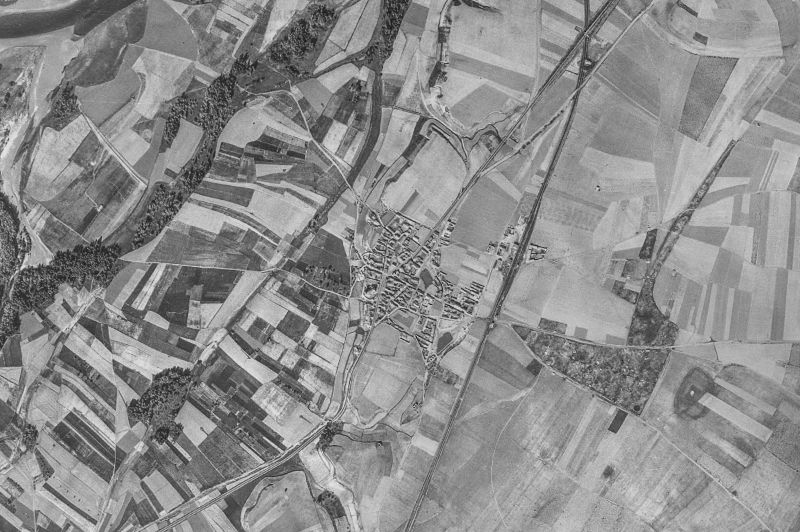 Ortofoto de 1956-1957 del núcleo de Barcial del Barco
