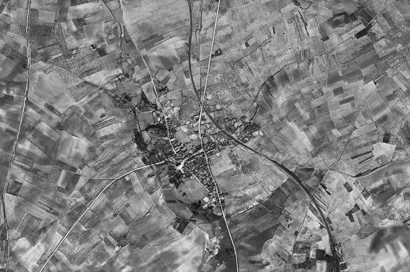 Ortofoto de 1956-1957 del núcleo de Entrala