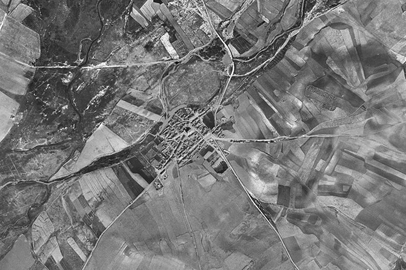 Ortofoto de 1956-1957 del núcleo de Molacillos