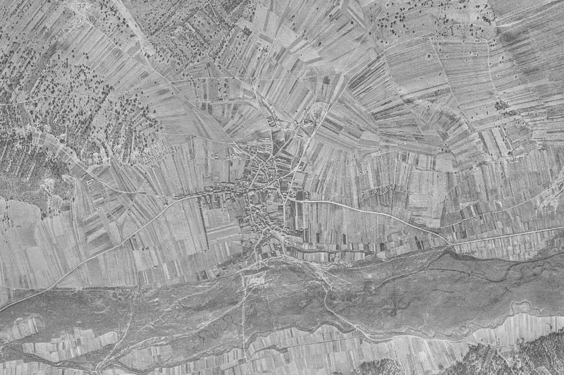 Ortofoto de 1956-1957 del núcleo de Navianos de Valverde