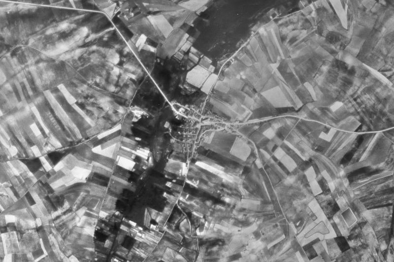 Ortofoto de 1956-1957 del núcleo de Peleas de Abajo